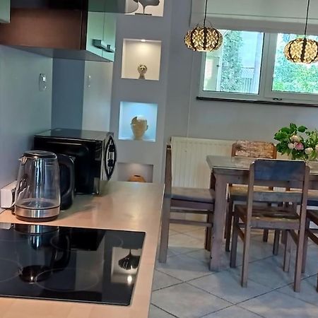 Spacious Apartment In Green District. Wrocław Exterior foto